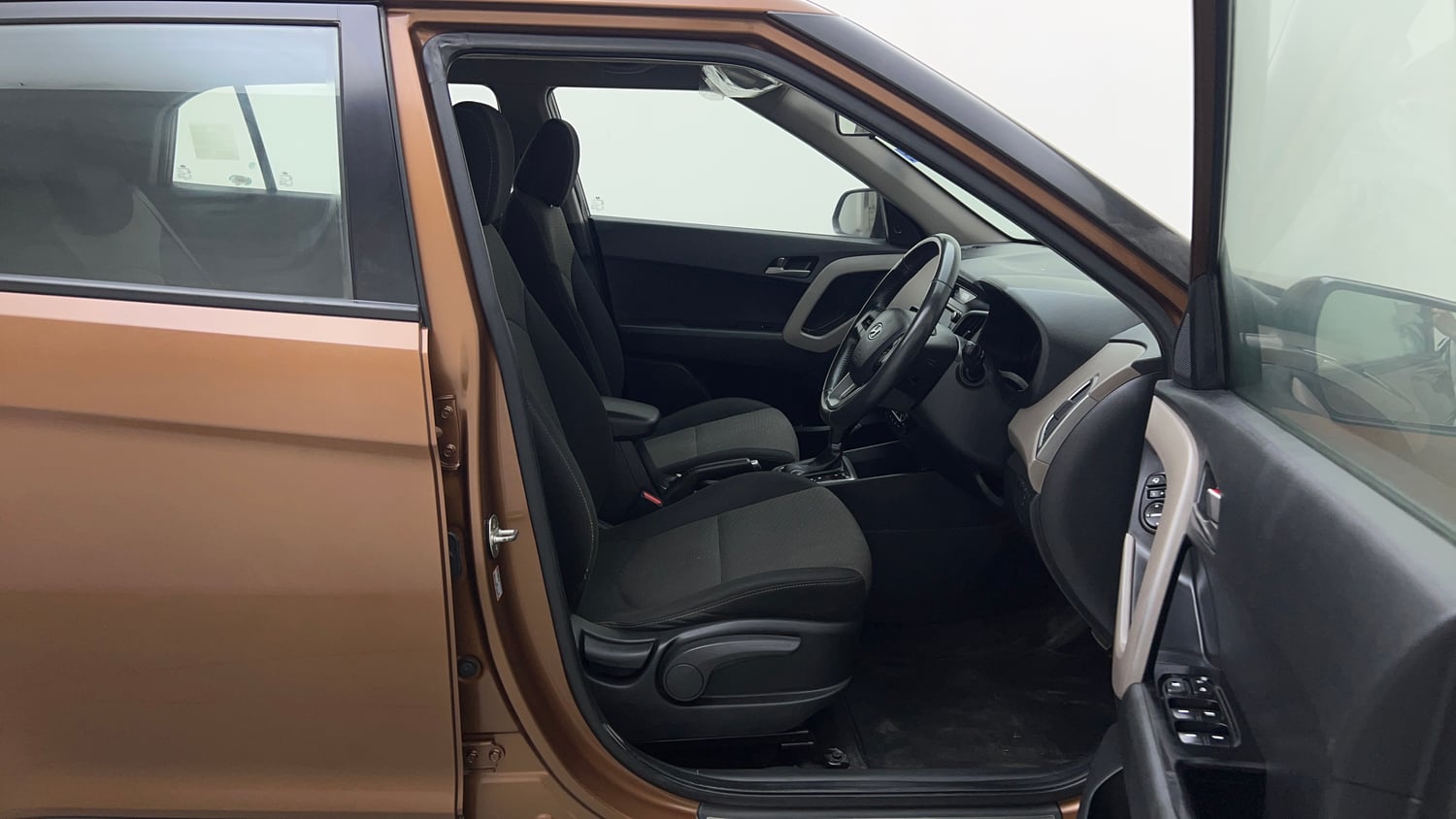 Used 2017 Hyundai Creta 1.6 SX Plus AT Petrol Petrol Automatic interior RIGHT SIDE FRONT DOOR CABIN VIEW