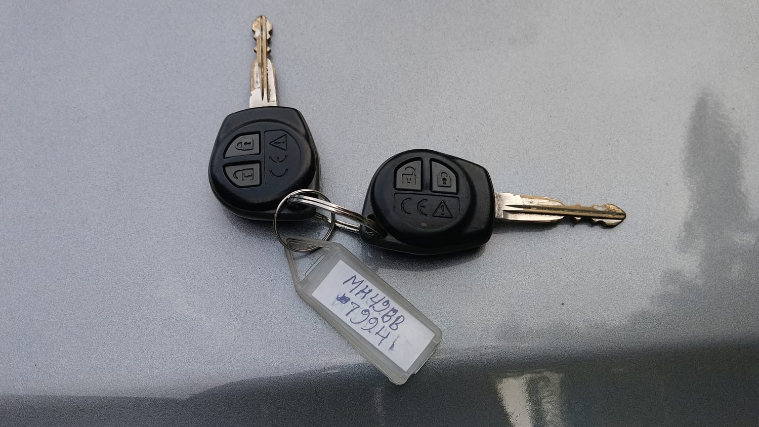 Used 2019 Maruti Suzuki Vitara Brezza [2016-2020] ZDi Diesel Manual extra CAR KEY VIEW