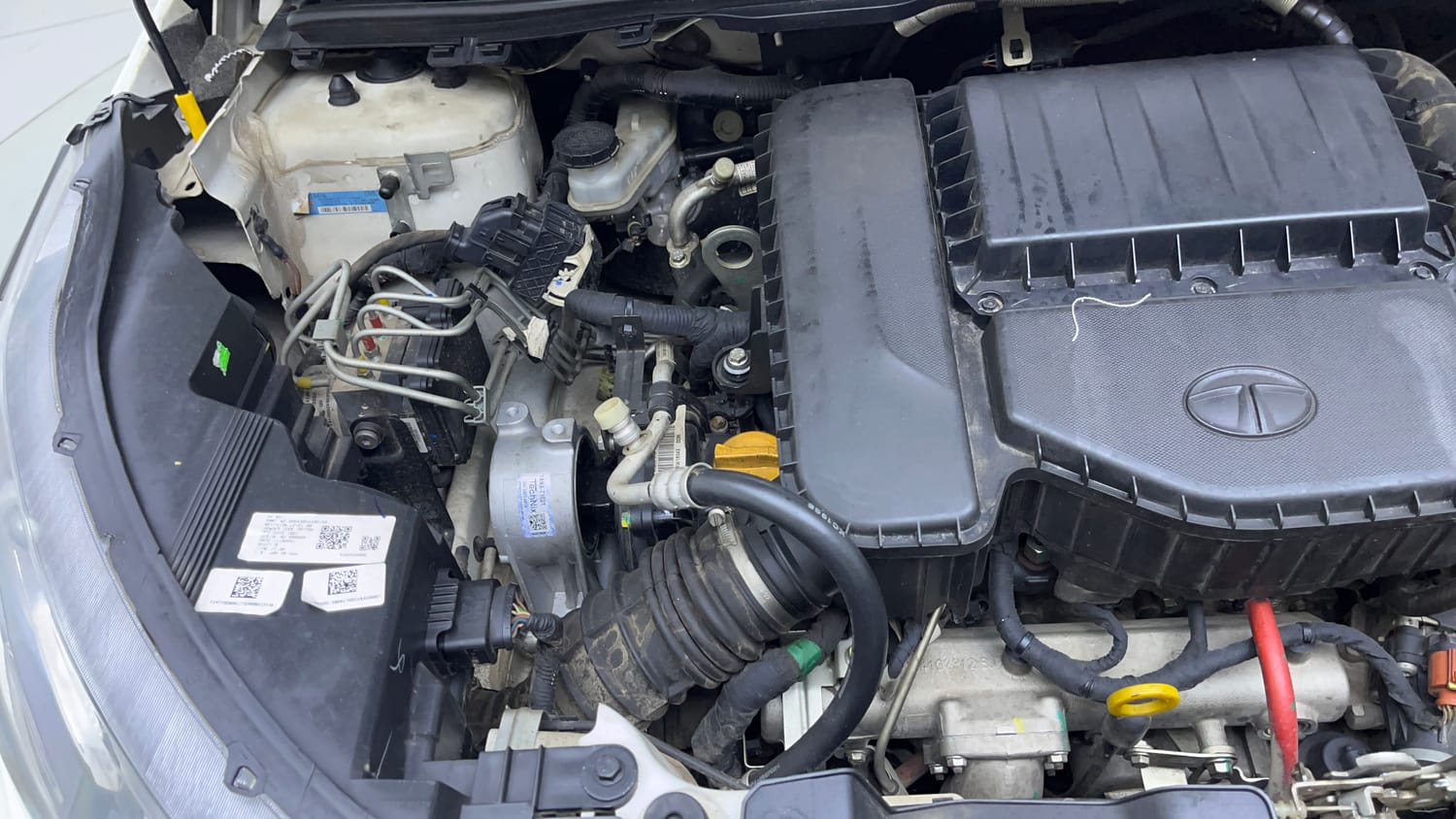 Used 2021 Tata Nexon XZ Plus Diesel Diesel Manual engine ENGINE RIGHT SIDE VIEW