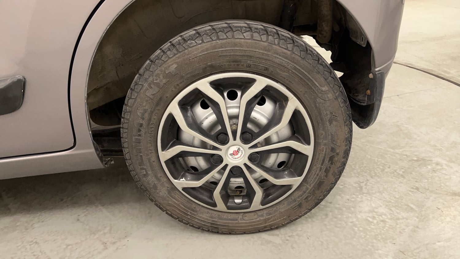 Used 2012 Maruti Suzuki Wagon R LXi Petrol Manual tyres LEFT REAR TYRE RIM VIEW