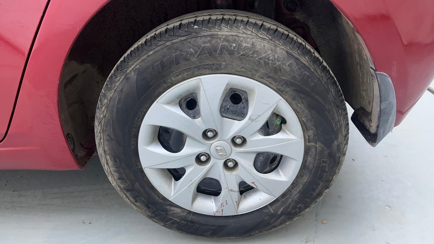 Used 2019 Hyundai Elite i20 Magna Plus 1.2 Petrol Manual tyres LEFT REAR TYRE RIM VIEW
