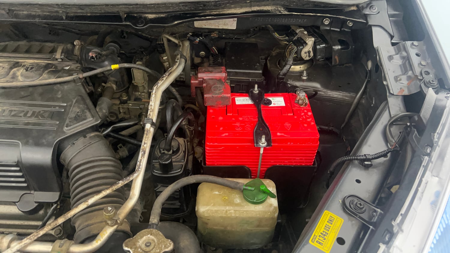 Used 2015 Maruti Suzuki Wagon R VXI Petrol Manual engine ENGINE LEFT SIDE VIEW