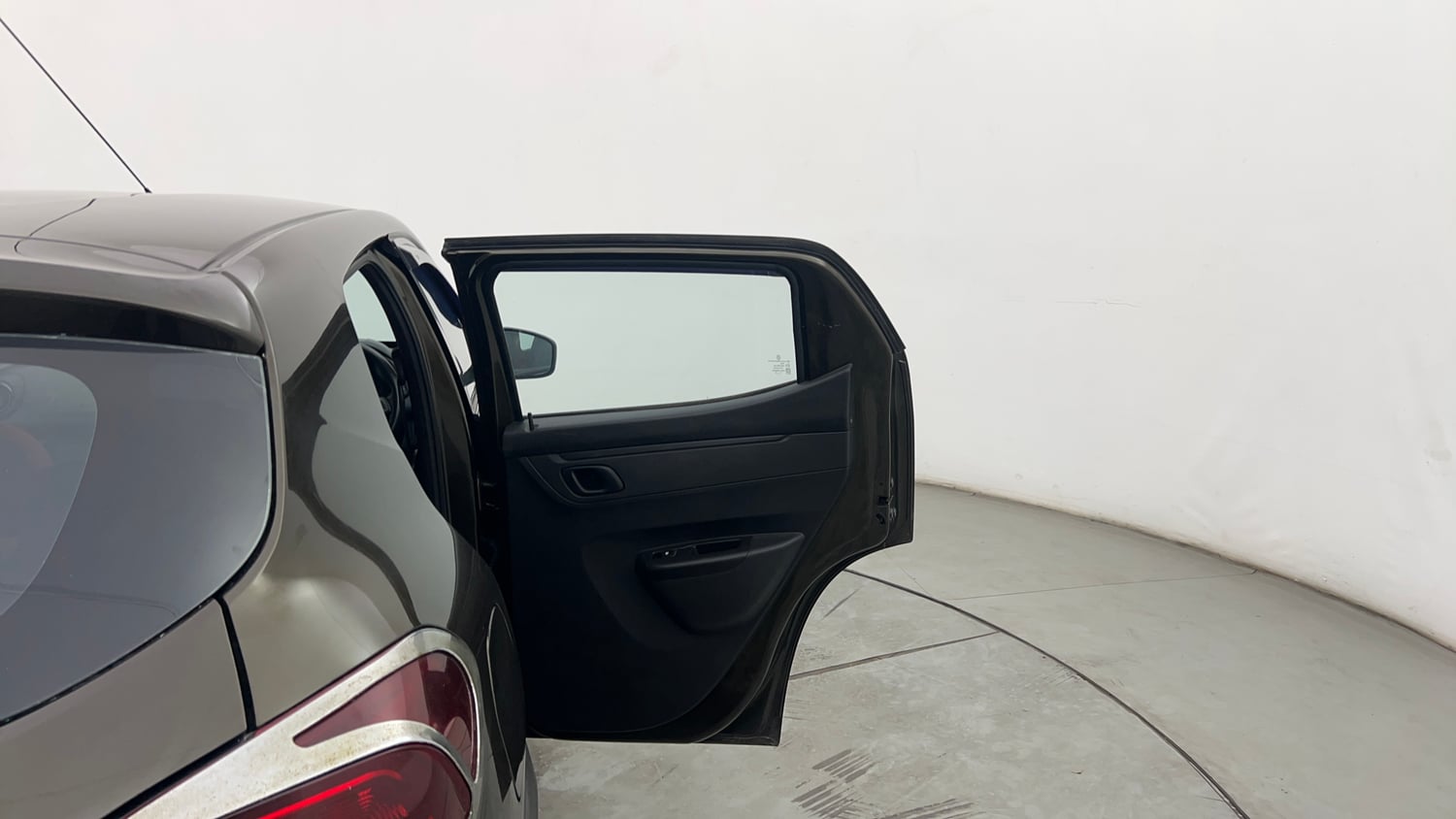 Used 2021 Renault Kwid RXT 1.0 (O) Petrol Manual interior RIGHT REAR DOOR OPEN VIEW
