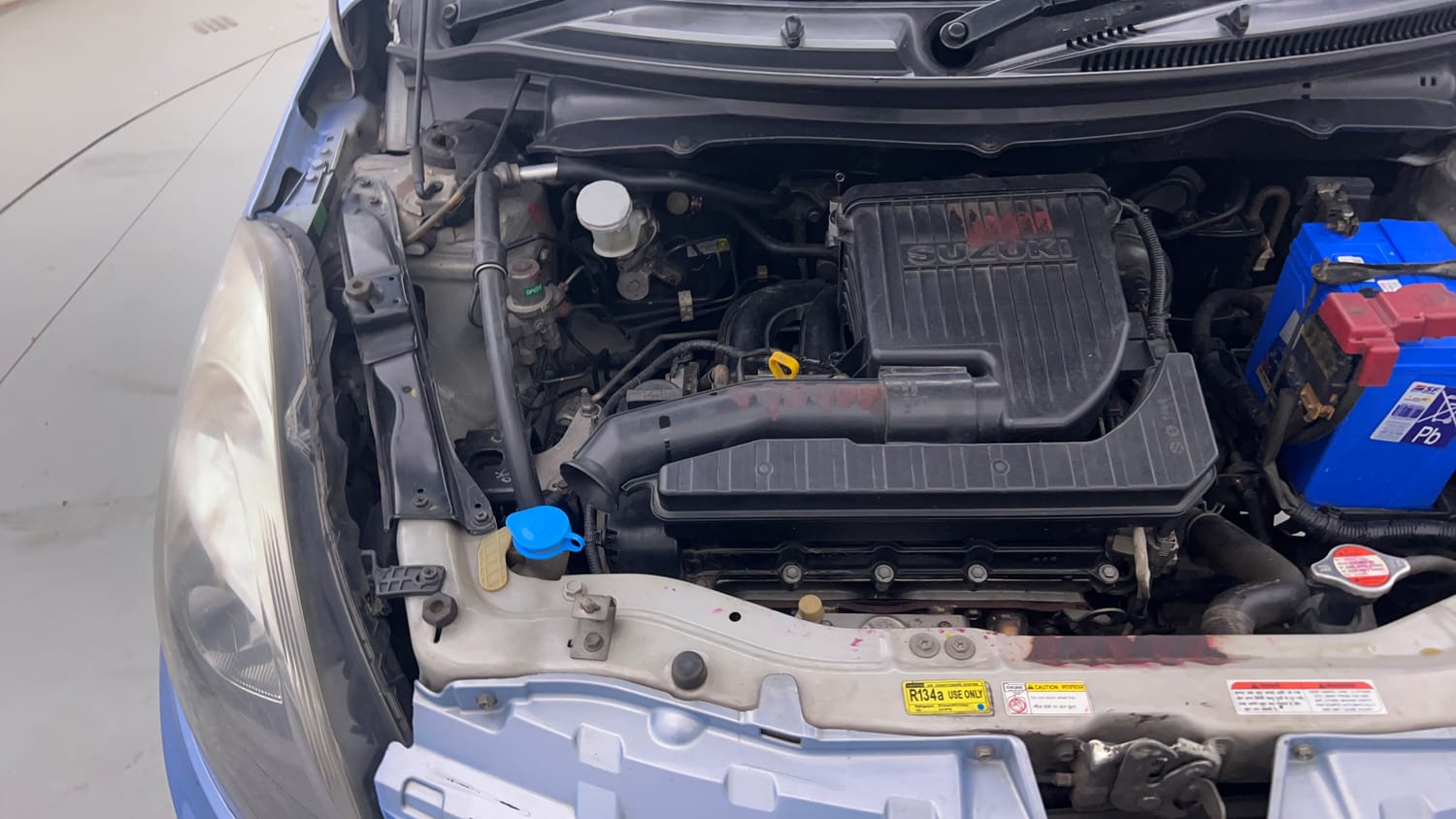 Used 2015 Maruti Suzuki Swift Dzire VXI Petrol Manual engine ENGINE RIGHT SIDE VIEW