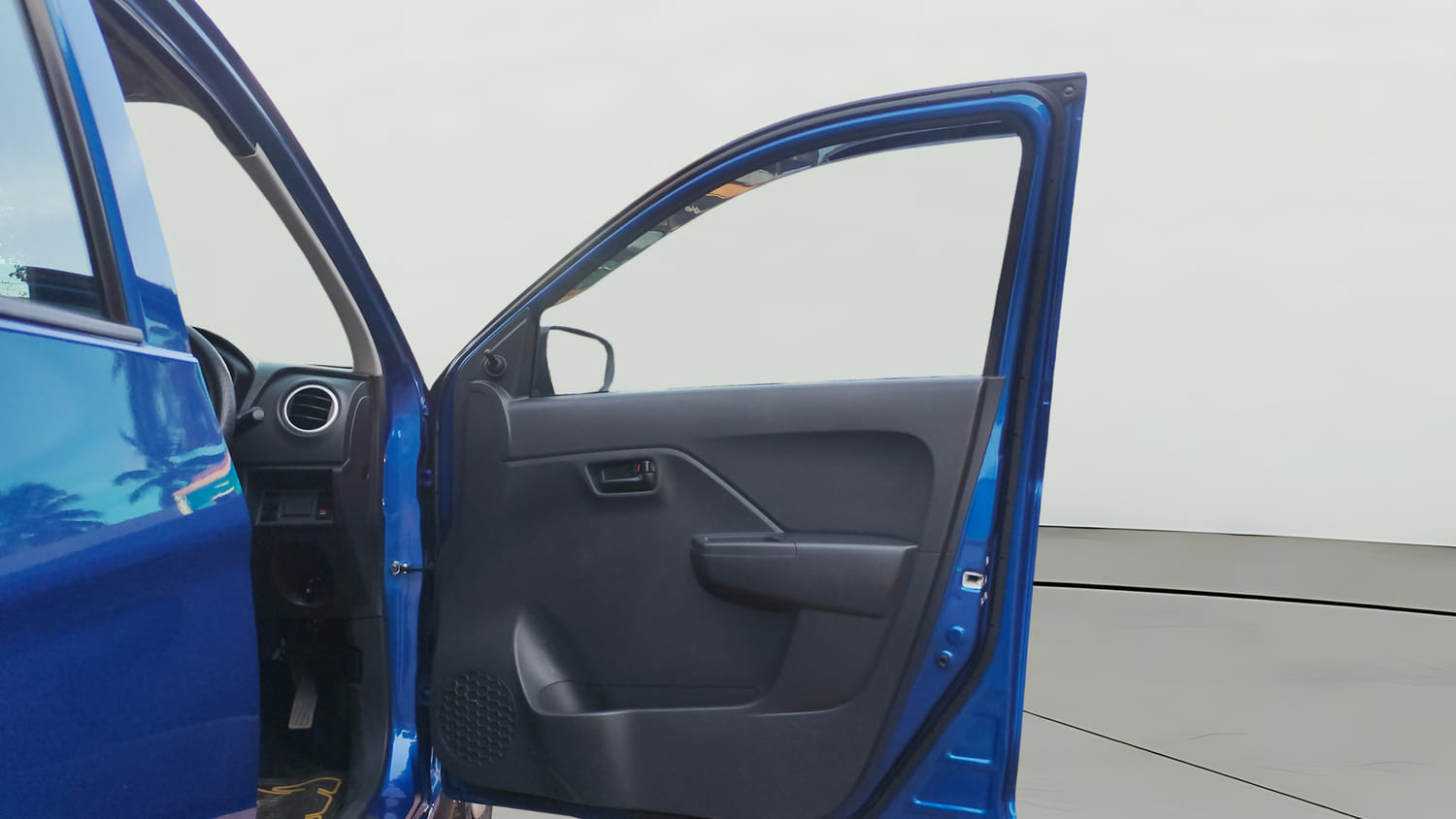 Used 2023 Maruti Suzuki Alto K10 VXi AGS Petrol Automatic interior RIGHT FRONT DOOR OPEN VIEW