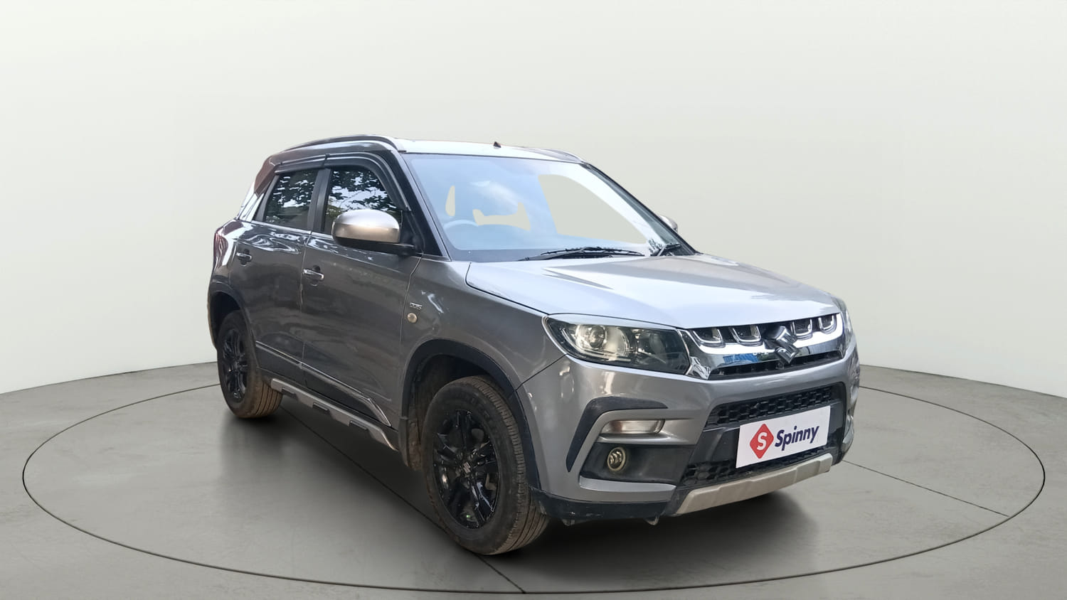 Used 2019 Maruti Suzuki Vitara Brezza [2016-2020] ZDi Diesel Manual exterior RIGHT FRONT CORNER VIEW