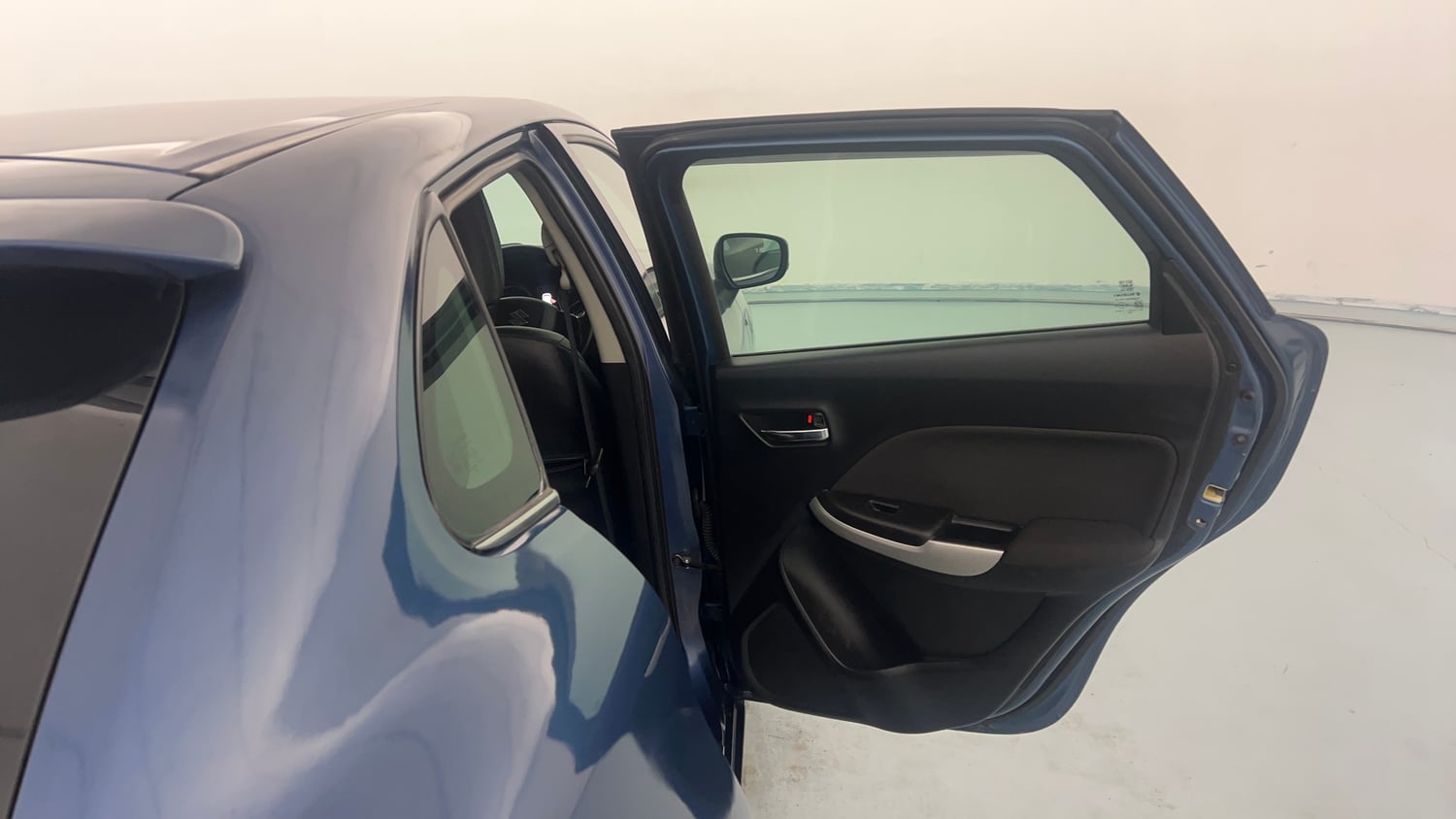 Used 2017 Maruti Suzuki Baleno Zeta 1.3 Diesel Manual interior RIGHT REAR DOOR OPEN VIEW