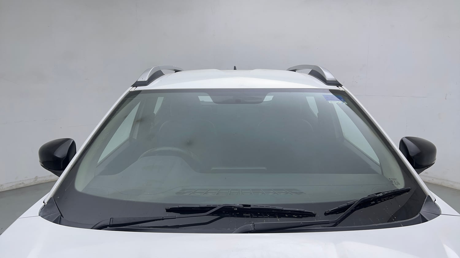 Used 2022 Renault Kiger RXZ Turbo CVT Petrol Automatic exterior FRONT WINDSHIELD VIEW