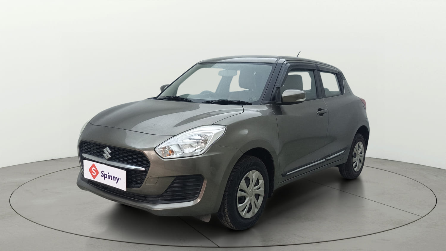 Used 2022 Maruti Suzuki Swift VXi AMT Petrol Automatic exterior LEFT FRONT CORNER VIEW