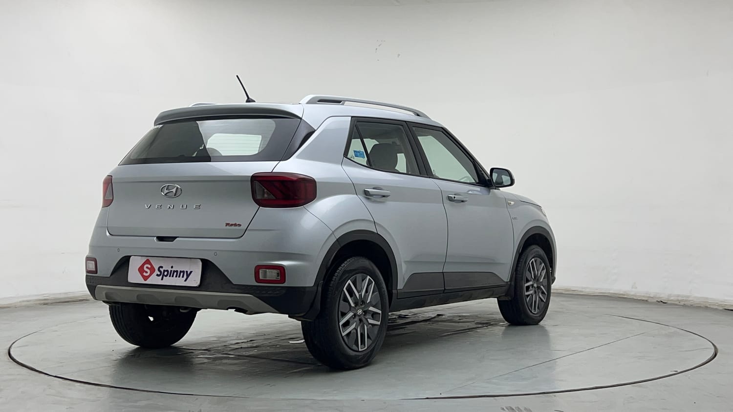 Used 2022 Hyundai Venue S (O) 1.0 Turbo DCT Petrol Automatic exterior RIGHT REAR CORNER VIEW