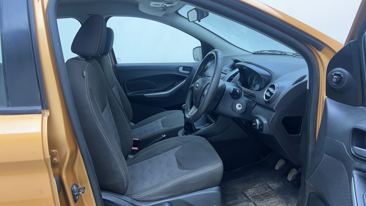 Used 2016 Ford Figo Titanium Plus 1.2 Ti-VCT Petrol Manual interior RIGHT SIDE FRONT DOOR CABIN VIEW