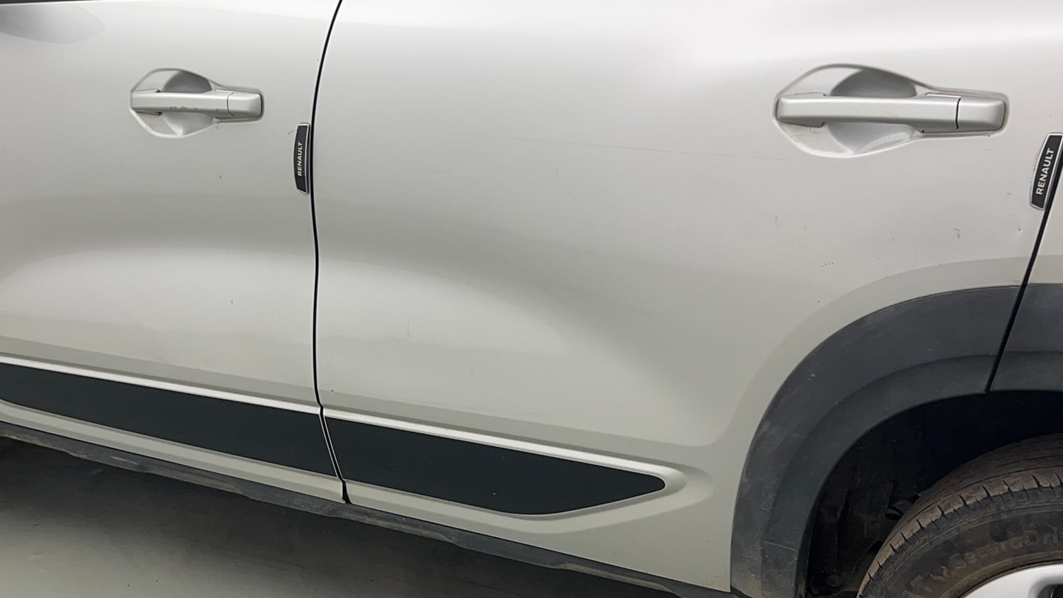 Used 2021 Renault Kiger RXL MT Petrol Manual dents MINOR SCRATCH