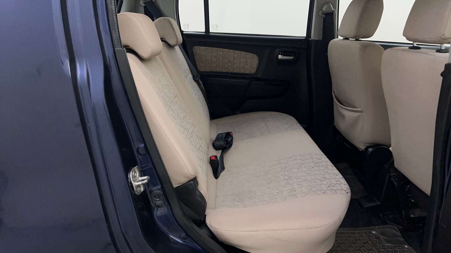 Used 2017 Maruti Suzuki Wagon R 1.0 VXI AMT Petrol Automatic interior RIGHT SIDE REAR DOOR CABIN VIEW
