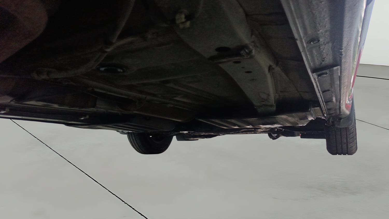 Used 2022 Maruti Suzuki Swift VXi AMT Petrol Automatic extra REAR RIGHT UNDERBODY VIEW