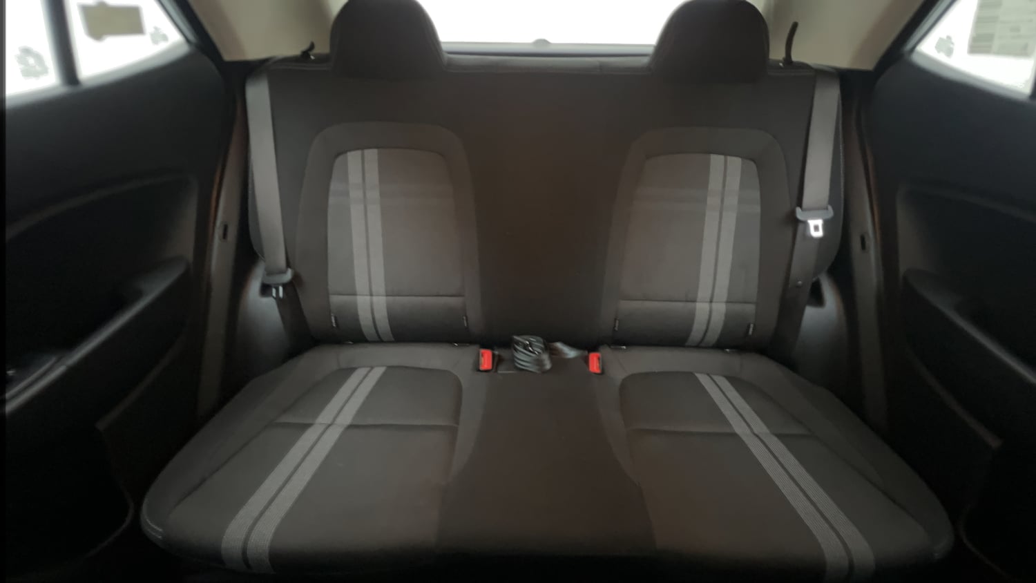 Used 2022 Hyundai Venue S (O) 1.0 Turbo DCT Petrol Automatic interior REAR SEAT CONDITION VIEW
