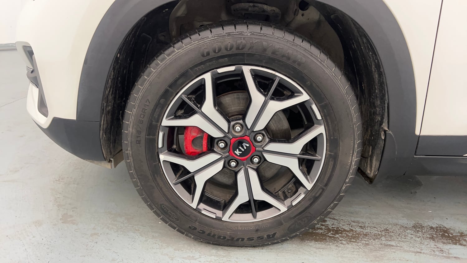 Used 2020 Kia Seltos GTX Plus DCT 1.4 Petrol Automatic tyres LEFT FRONT TYRE RIM VIEW