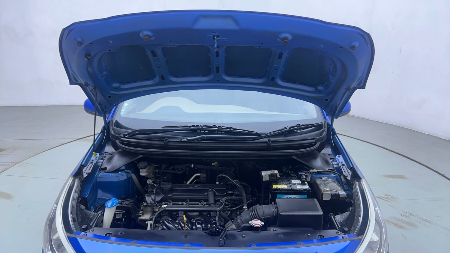 Used 2017 Hyundai Elite i20 Magna Executive 1.2 Petrol Manual engine ENGINE & BONNET OPEN FRONT VIEW