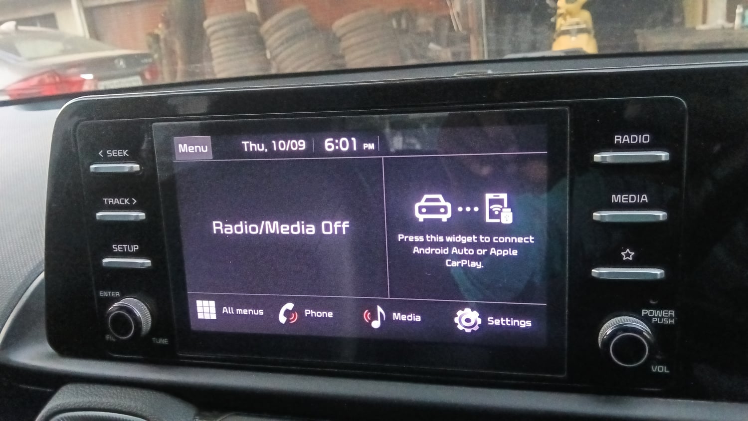 Used 2025 Kia Sonet HTK Plus (O) 1.2 Petrol MT Petrol Manual top_features Touch screen infotainment system