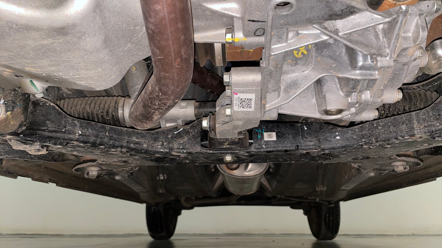 Used 2025 Maruti Suzuki S-Presso VXi (O) Petrol Manual extra FRONT LEFT UNDERBODY VIEW