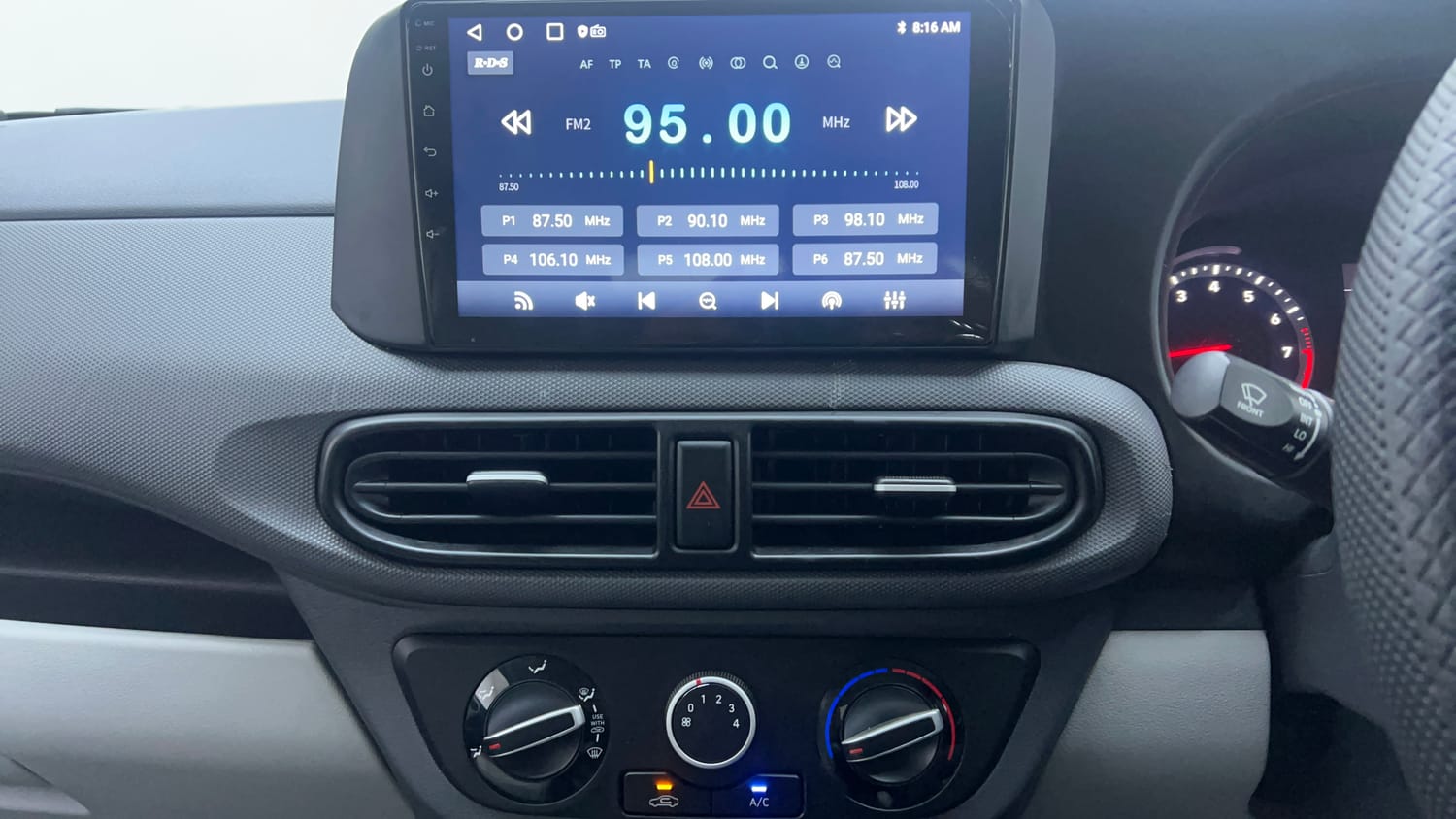 Used 2023 Hyundai Grand i10 Nios Era 1.2 Kappa VTVT Petrol Manual interior MUSIC SYSTEM & AC CONTROL VIEW