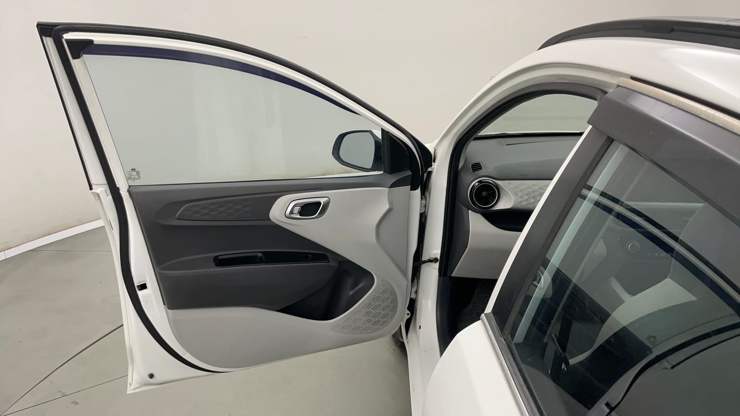 Used 2020 Hyundai Grand i10 Nios Sportz 1.2 Kappa VTVT Petrol Manual interior LEFT FRONT DOOR OPEN VIEW