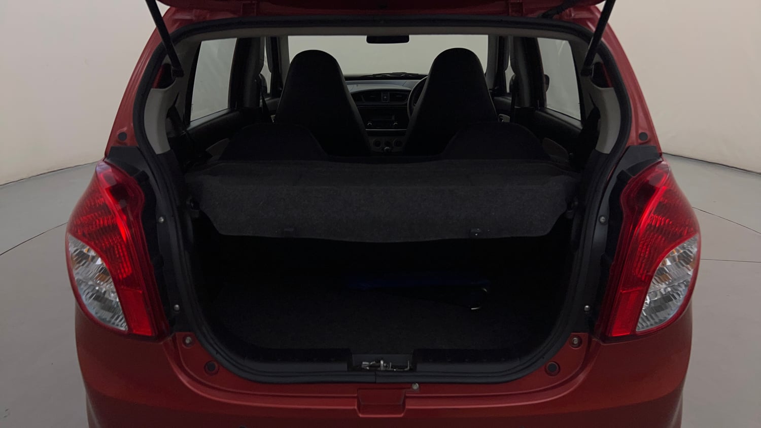 Used 2022 Maruti Suzuki Alto 800 VXi Petrol Manual interior DICKY INSIDE VIEW