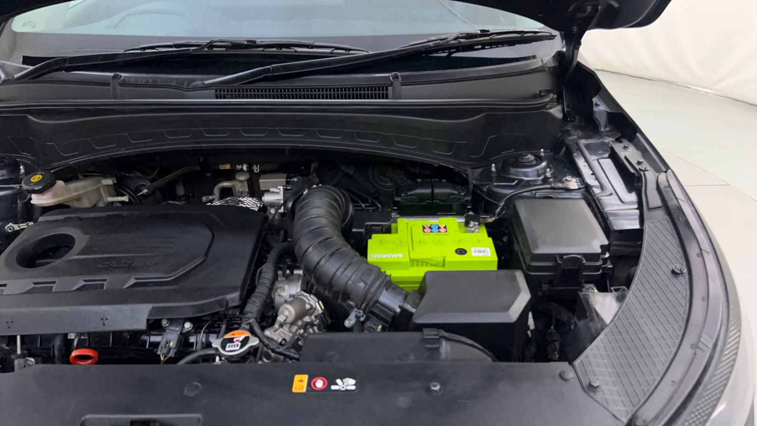 Used 2021 Kia Seltos X Line 1.5 Diesel AT Diesel Automatic engine ENGINE LEFT SIDE HINGE & APRON VIEW