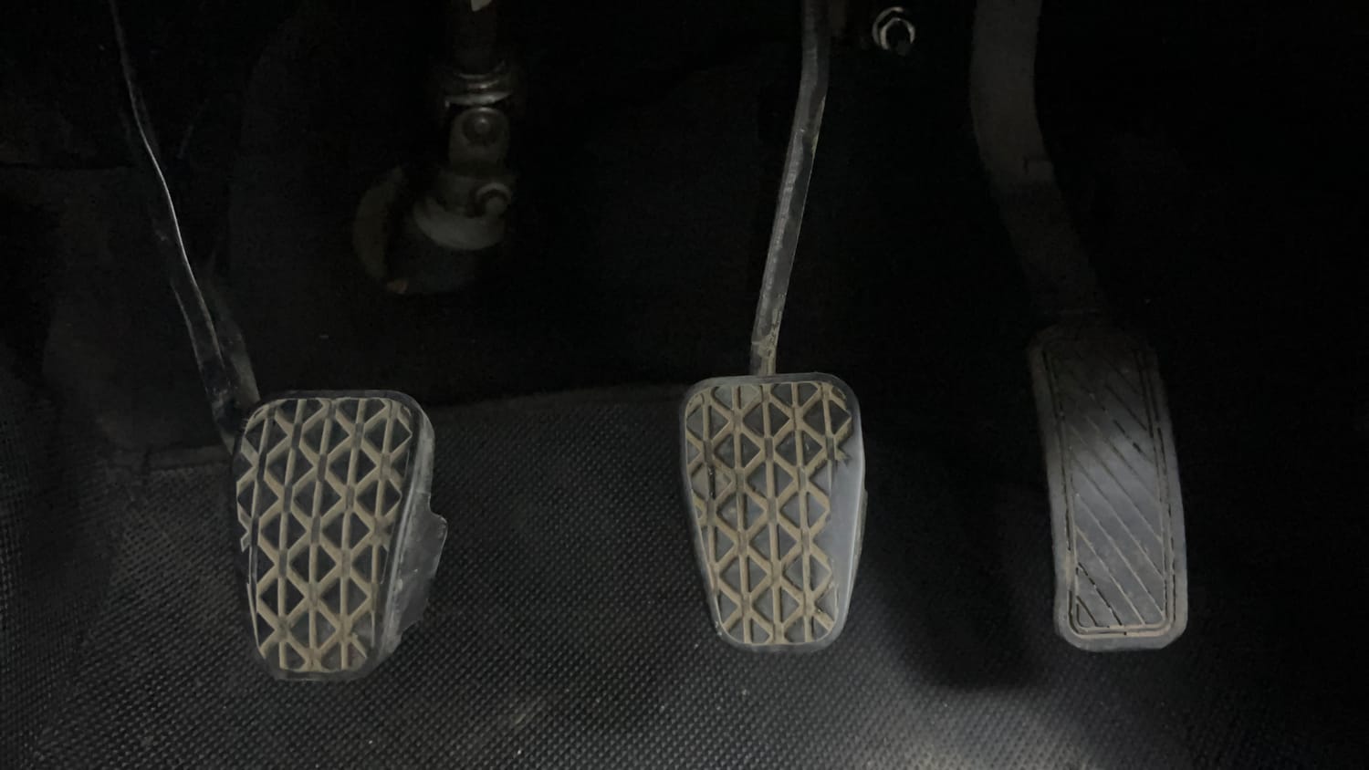 Used 2016 Ford Figo Titanium Plus 1.2 Ti-VCT Petrol Manual interior PEDALS VIEW