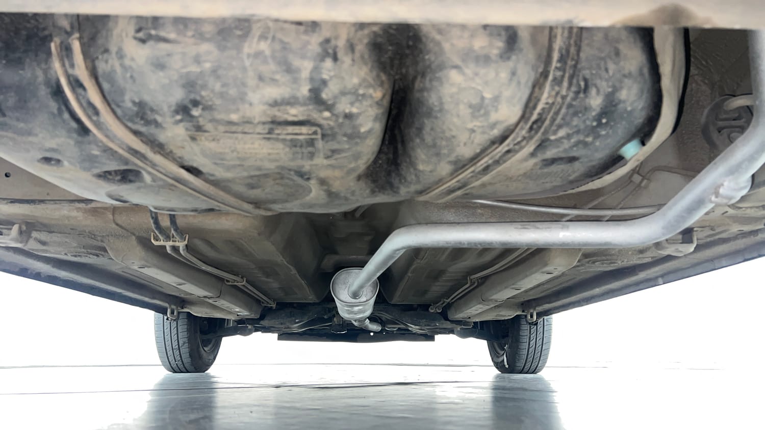 Used 2020 Maruti Suzuki Celerio ZXi Petrol Manual extra REAR UNDERBODY VIEW (TAKEN FROM REAR)