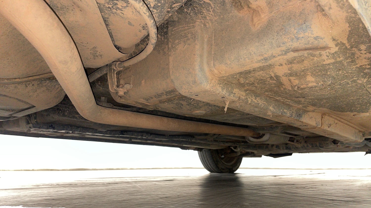 Used 2018 Hyundai Grand i10 Magna AT 1.2 Kappa VTVT Petrol Automatic extra REAR RIGHT UNDERBODY VIEW