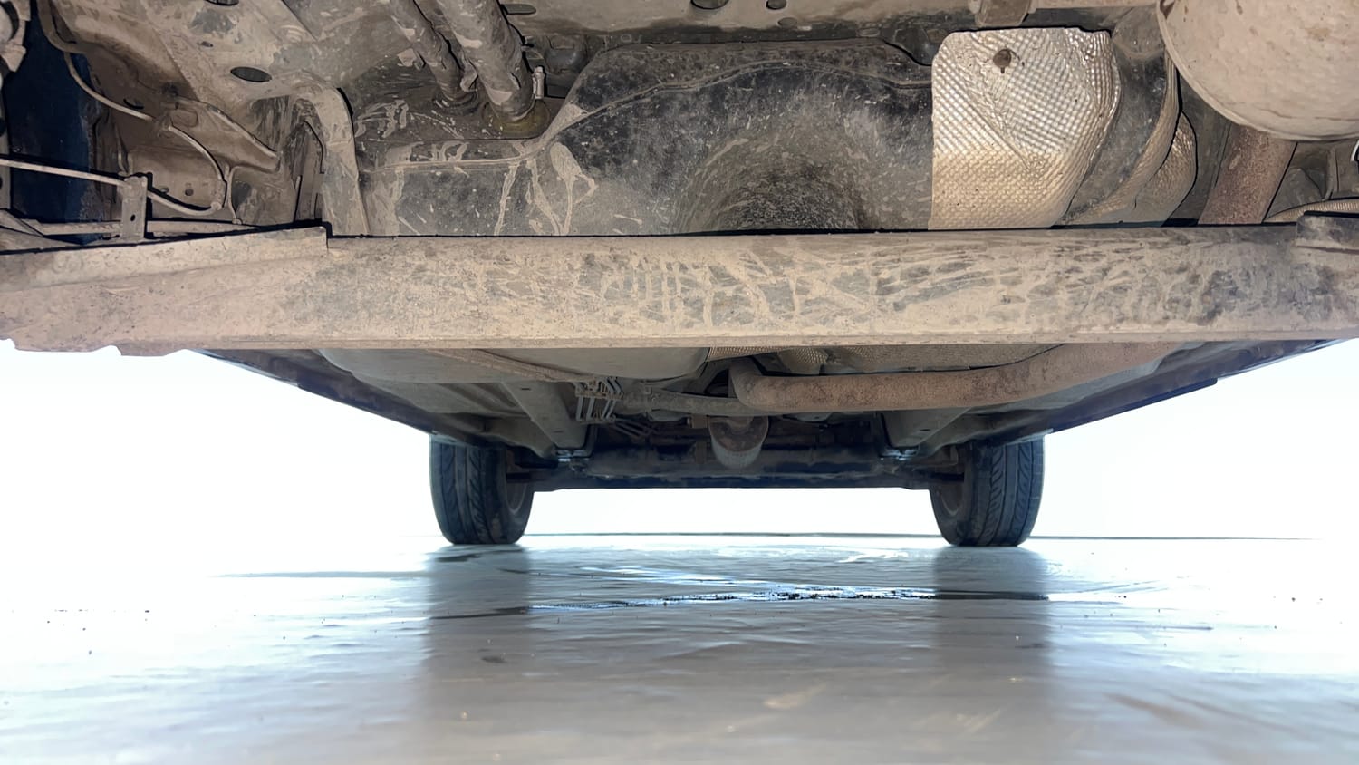 Used 2019 Ford EcoSport Titanium + 1.5L Ti-VCT AT Petrol Automatic extra REAR UNDERBODY VIEW (TAKEN FROM REAR)