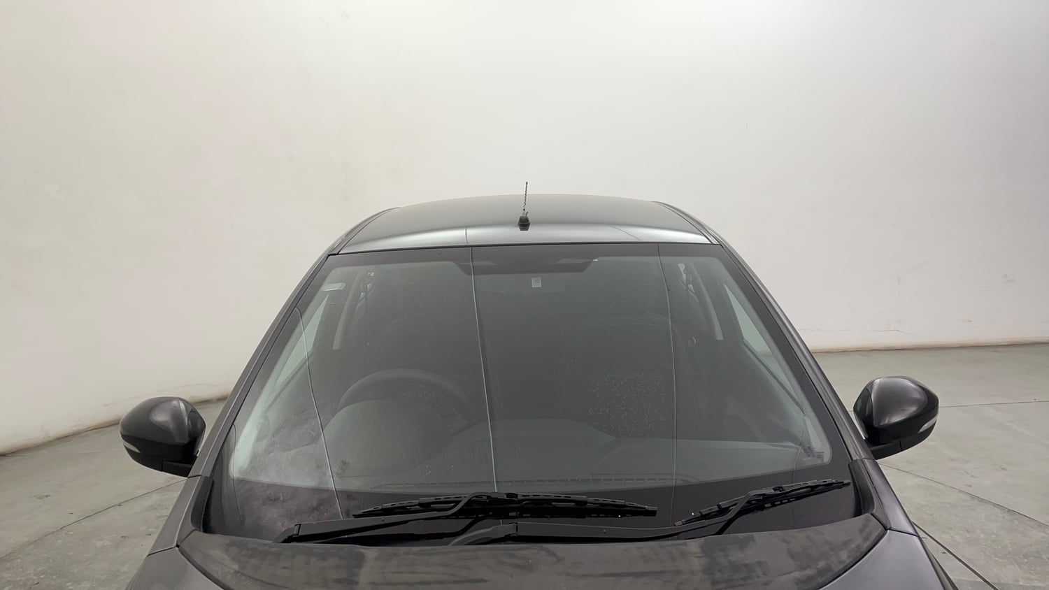 Used 2023 Tata Tiago XT (O) Petrol Manual exterior FRONT WINDSHIELD VIEW
