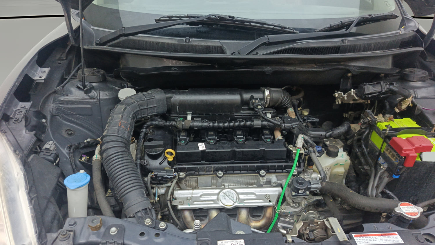 Used 2022 Maruti Suzuki Swift VXi AMT Petrol Automatic engine ENGINE RIGHT SIDE VIEW