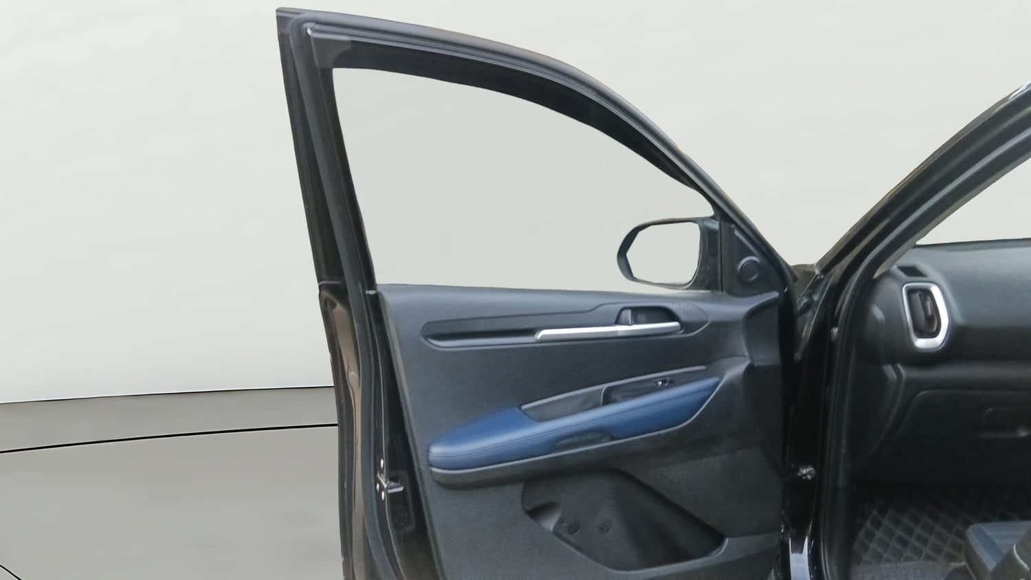 Used 2025 Kia Sonet HTK Plus (O) 1.2 Petrol MT Petrol Manual interior LEFT FRONT DOOR OPEN VIEW