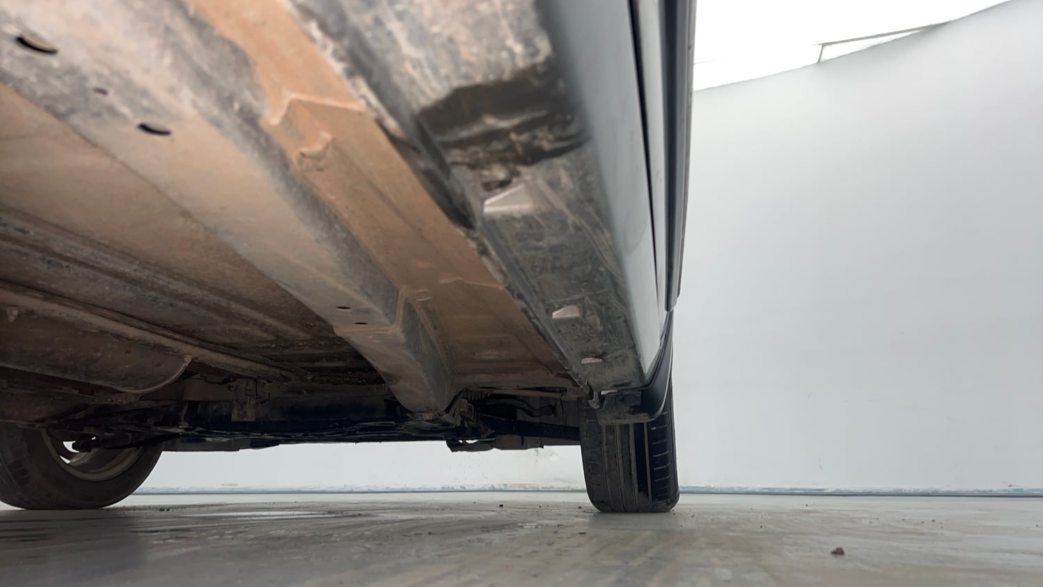 Used 2022 Maruti Suzuki Baleno Zeta Petrol Manual extra REAR RIGHT UNDERBODY VIEW