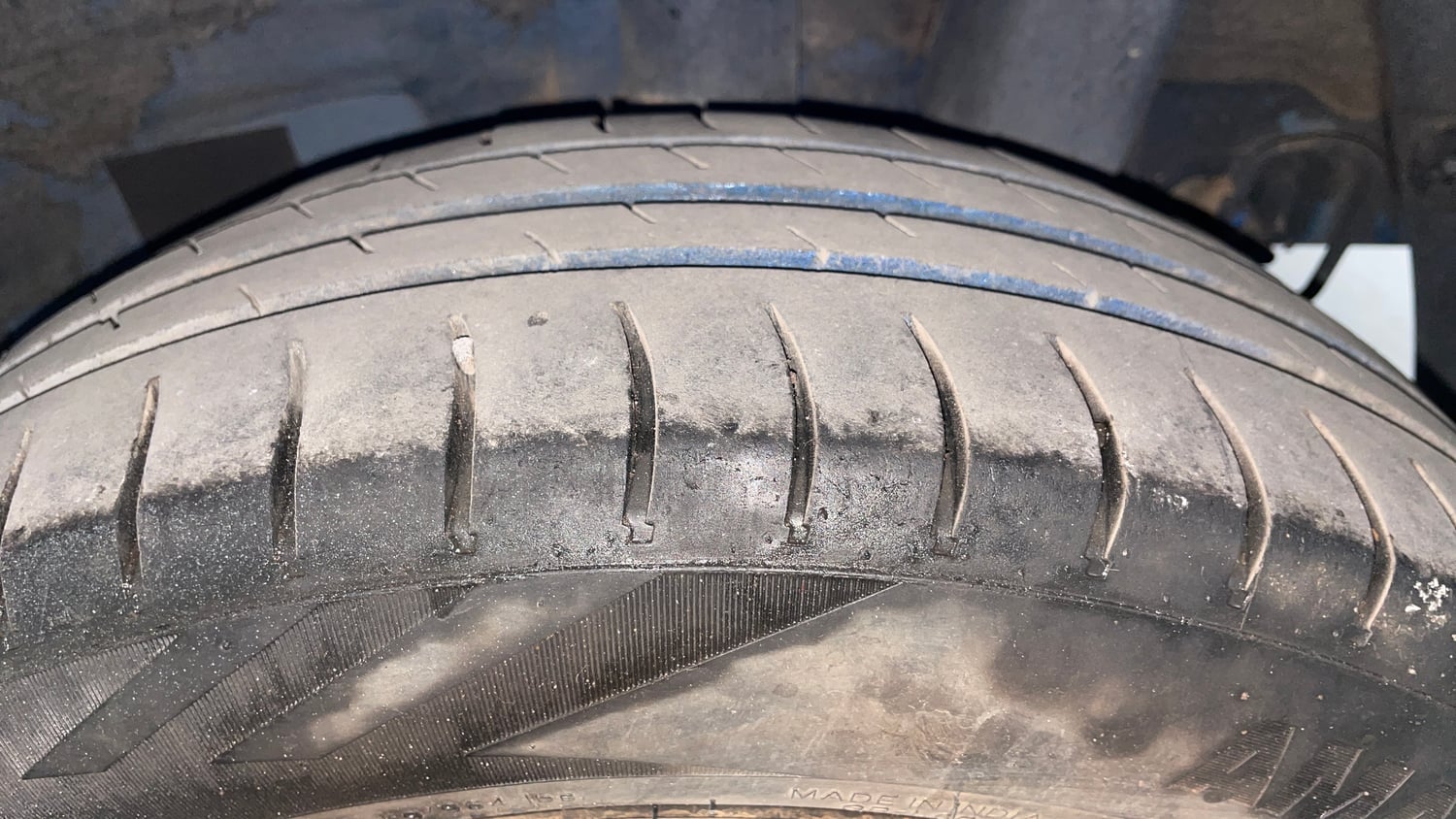 Used 2018 Hyundai Grand i10 Magna AT 1.2 Kappa VTVT Petrol Automatic tyres LEFT REAR TYRE TREAD VIEW