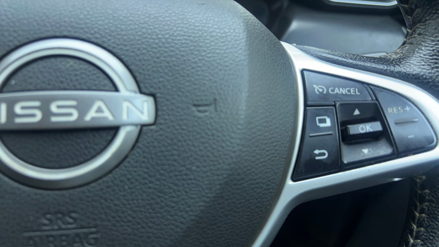 Used 2021 Nissan Magnite XV Premium Turbo CVT Petrol Automatic top_features Cruise control