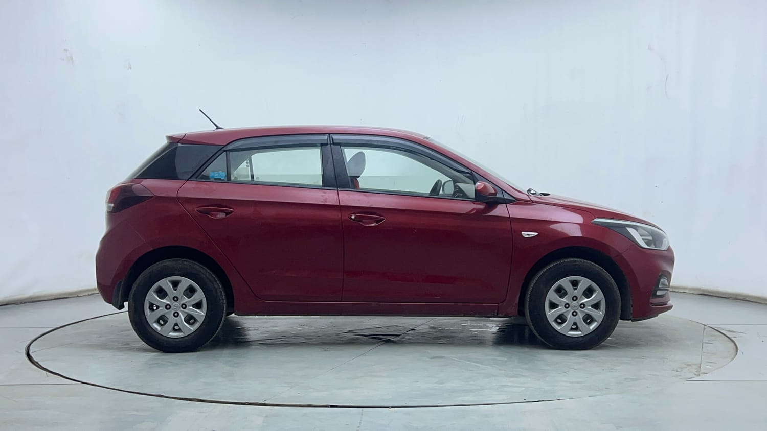 Used 2019 Hyundai Elite i20 Magna Plus 1.2 Petrol Manual exterior RIGHT SIDE VIEW
