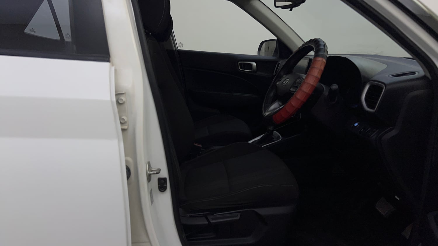 Used 2019 Hyundai Venue SX Plus 1.0 Turbo DCT Petrol Automatic interior RIGHT SIDE FRONT DOOR CABIN VIEW