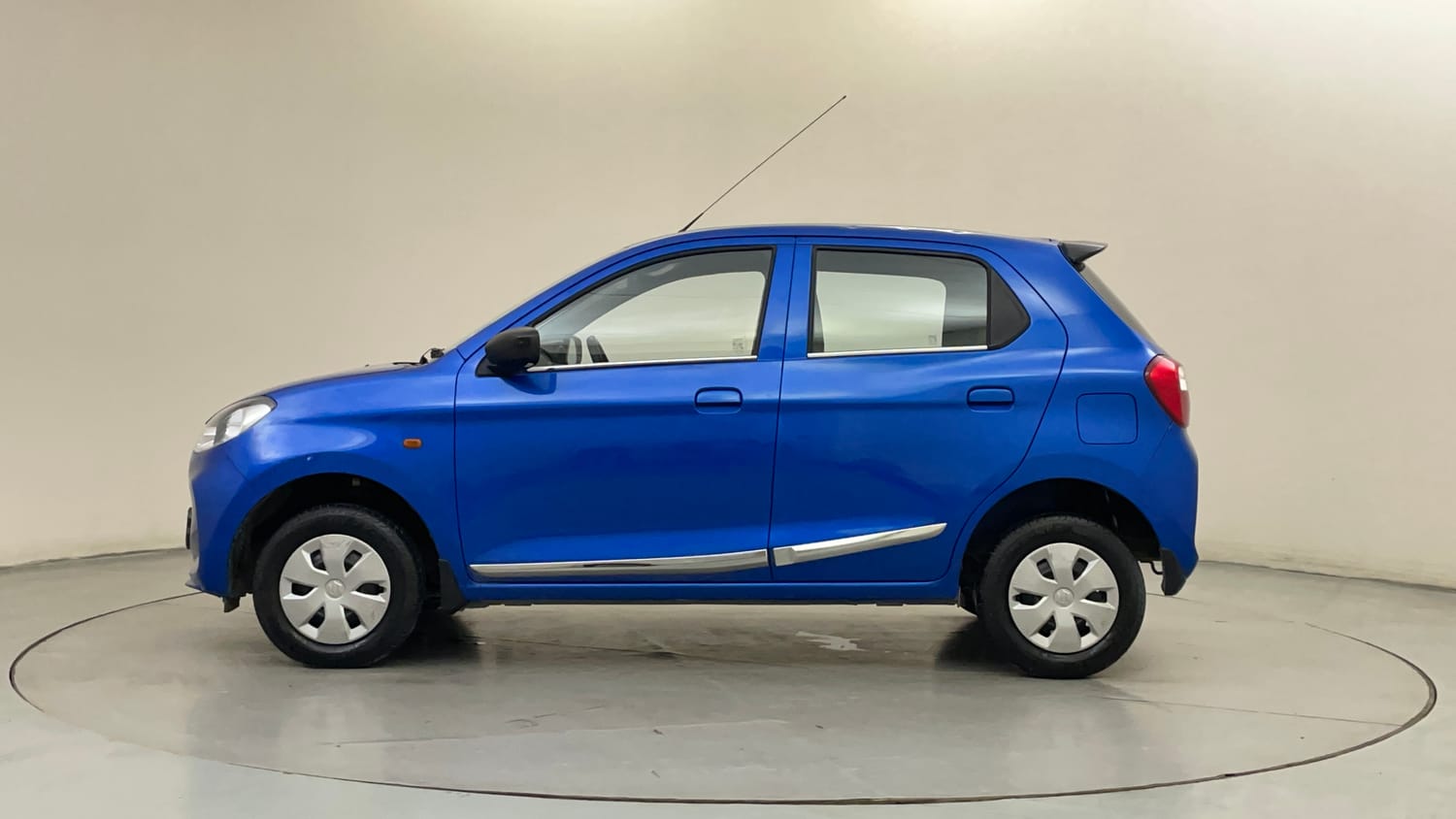 Used 2024 Maruti Suzuki Alto K10 VXi Plus AGS Petrol Automatic exterior LEFT SIDE VIEW