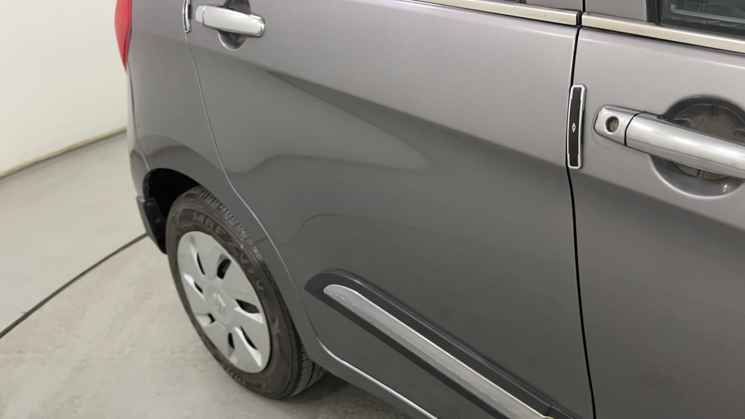Used 2020 Maruti Suzuki Celerio VXi AMT Petrol Automatic dents MINOR SCRATCH