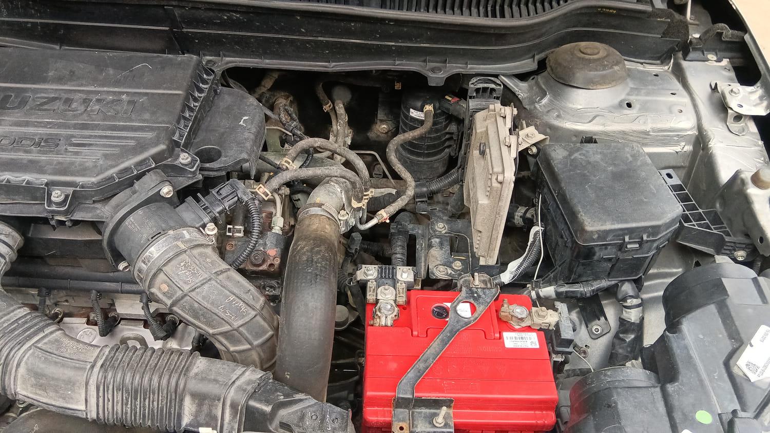 Used 2019 Maruti Suzuki Vitara Brezza [2016-2020] ZDi Diesel Manual engine ENGINE LEFT SIDE VIEW