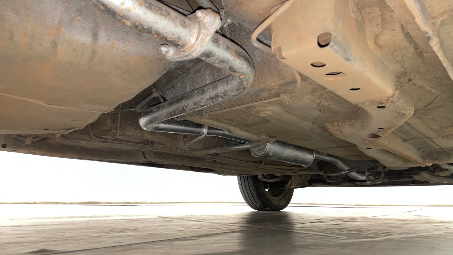 Used 2023 Tata Tiago XT (O) Petrol Manual extra REAR RIGHT UNDERBODY VIEW