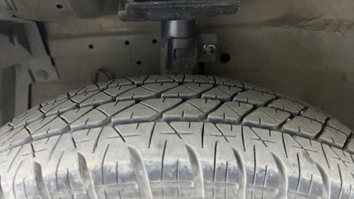 Used 2017 Maruti Suzuki Swift VXi Petrol Manual tyres LEFT FRONT TYRE TREAD VIEW