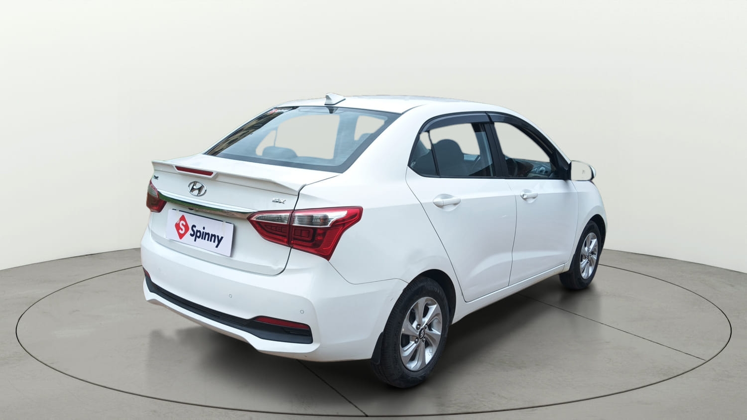 Used 2018 Hyundai Xcent SX Petrol Manual exterior RIGHT REAR CORNER VIEW