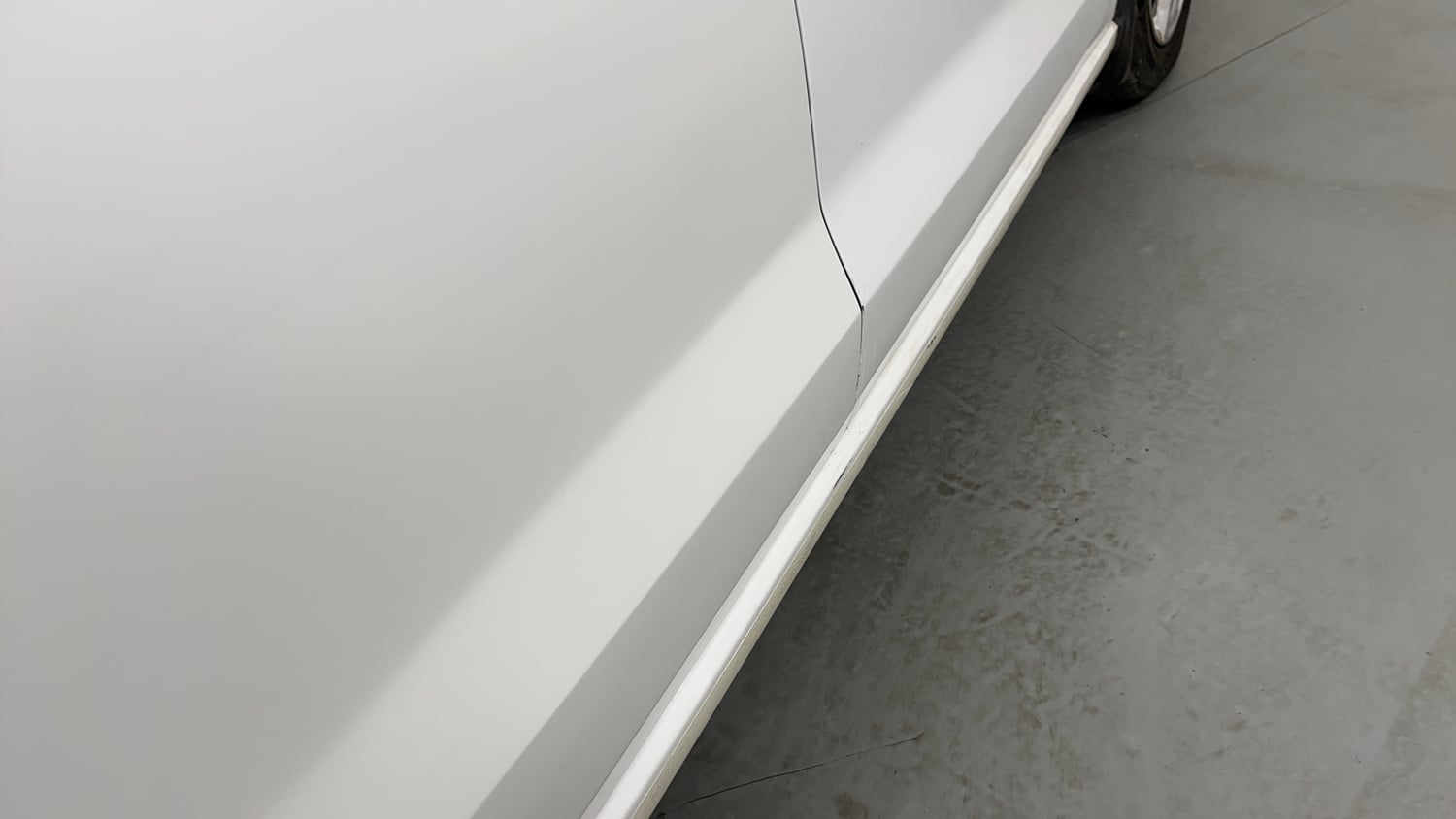 Used 2014 Volkswagen Vento Highline Petrol Petrol Manual dents MINOR SCRATCH