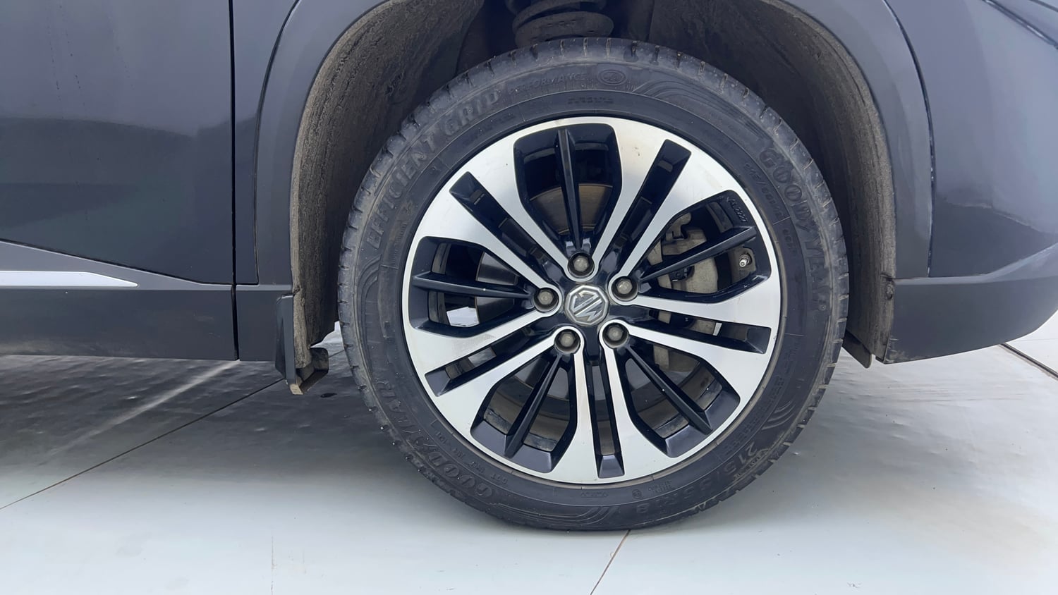 Used 2021 MG Motors Hector Sharp 1.5 Petrol Turbo DCT Petrol Automatic tyres RIGHT FRONT TYRE RIM VIEW