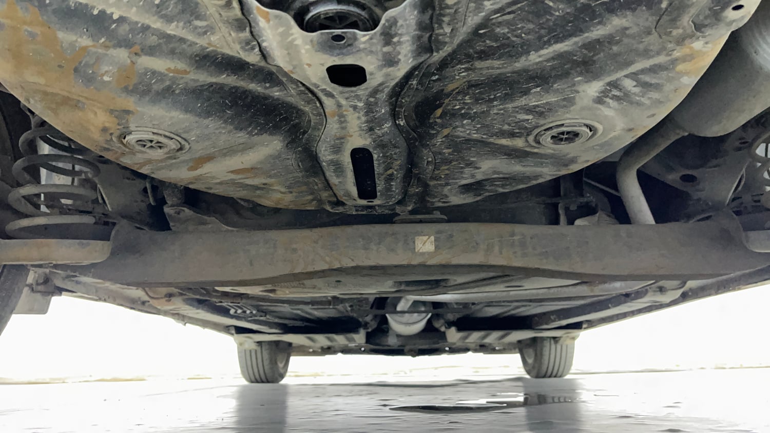 Used 2023 Maruti Suzuki Baleno Alpha AGS Petrol Automatic extra REAR UNDERBODY VIEW (TAKEN FROM REAR)