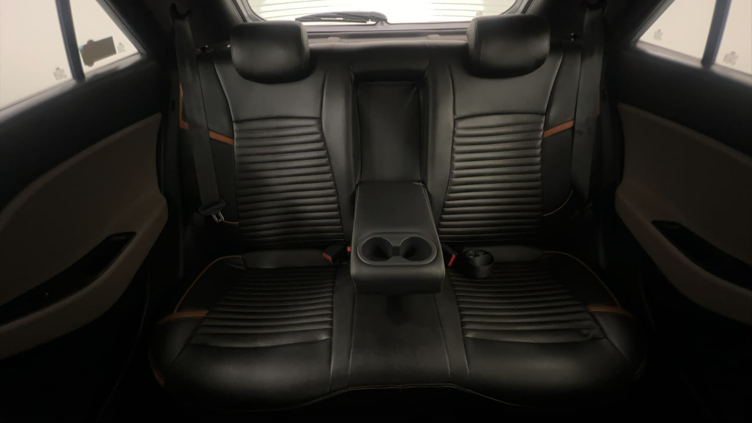 Used 2019 Hyundai Elite i20 Asta 1.2 (O) Petrol Manual interior REAR SEAT CONDITION VIEW