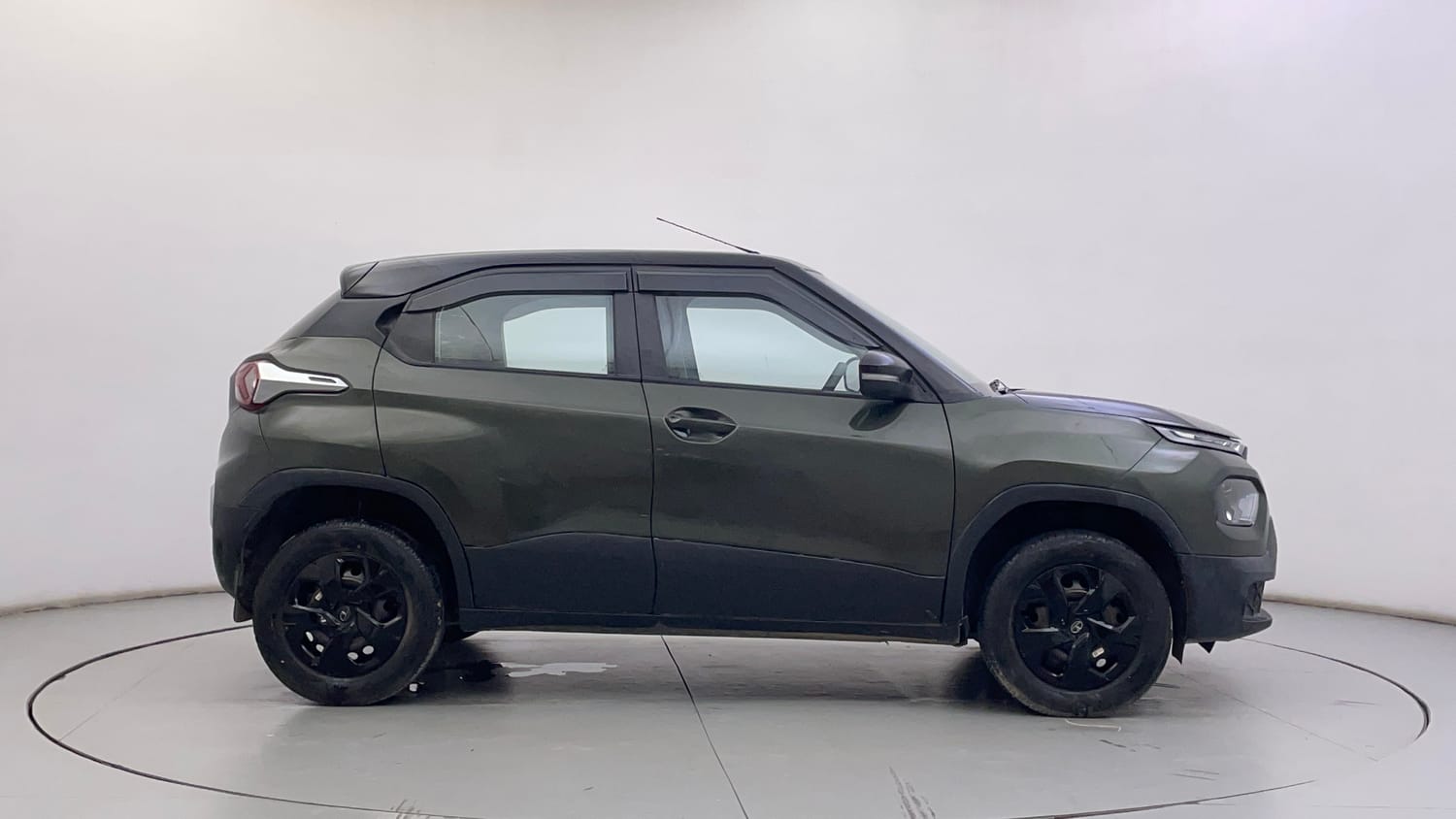Used 2023 Tata Punch Camo Adventure Rhythm AMT Petrol Automatic exterior RIGHT SIDE VIEW
